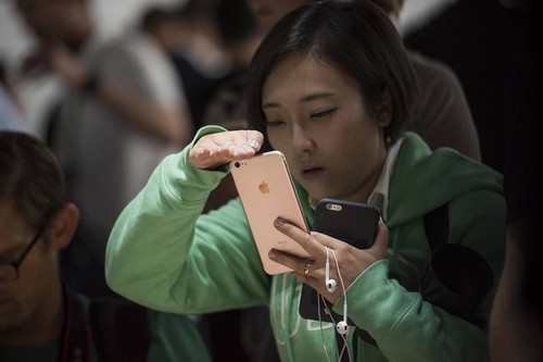 [新聞] 蘋果壓力山大調查稱消費者對手機興趣已經減退